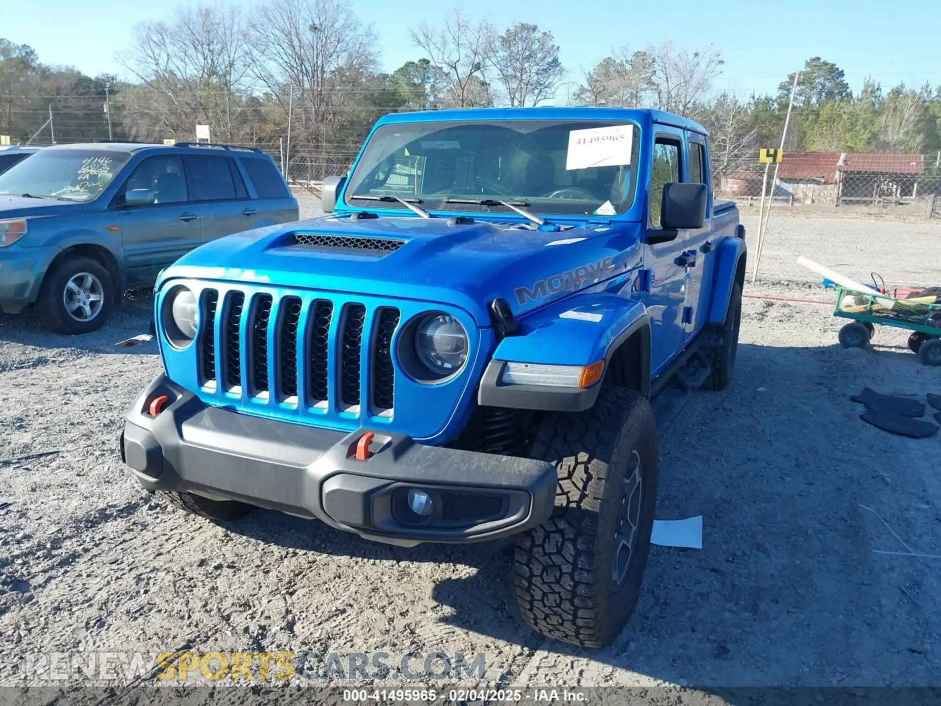 2 Photograph of a damaged car 1C6JJTEG1ML547802 JEEP GLADIATOR 2021
