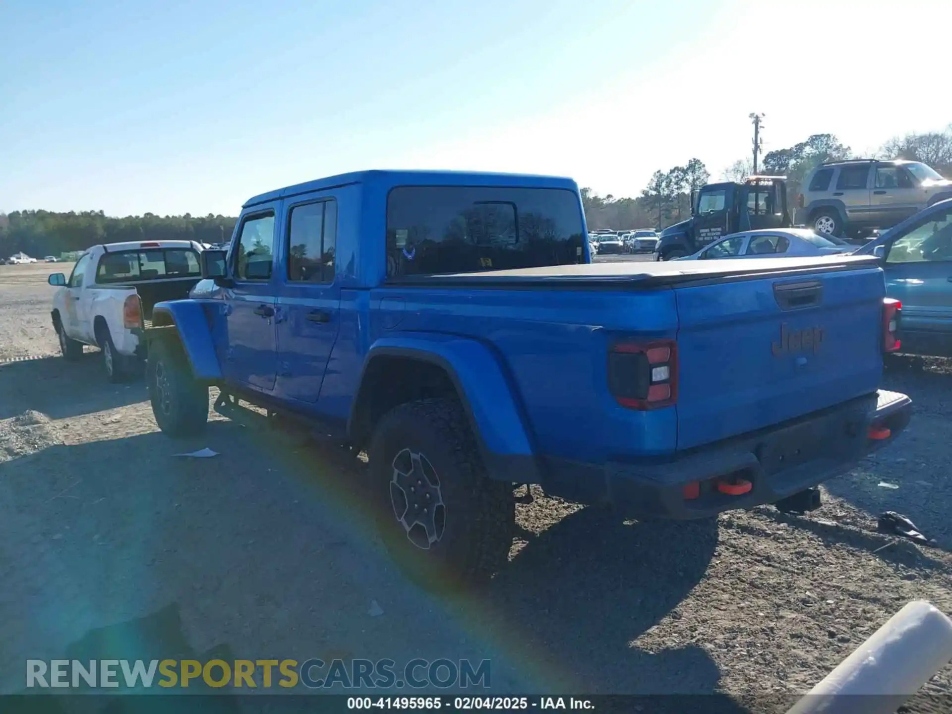 3 Photograph of a damaged car 1C6JJTEG1ML547802 JEEP GLADIATOR 2021