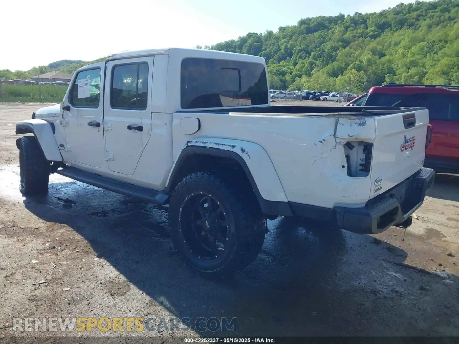 3 Фотография поврежденного автомобиля 1C6JJTFM0ML522667 JEEP GLADIATOR 2021