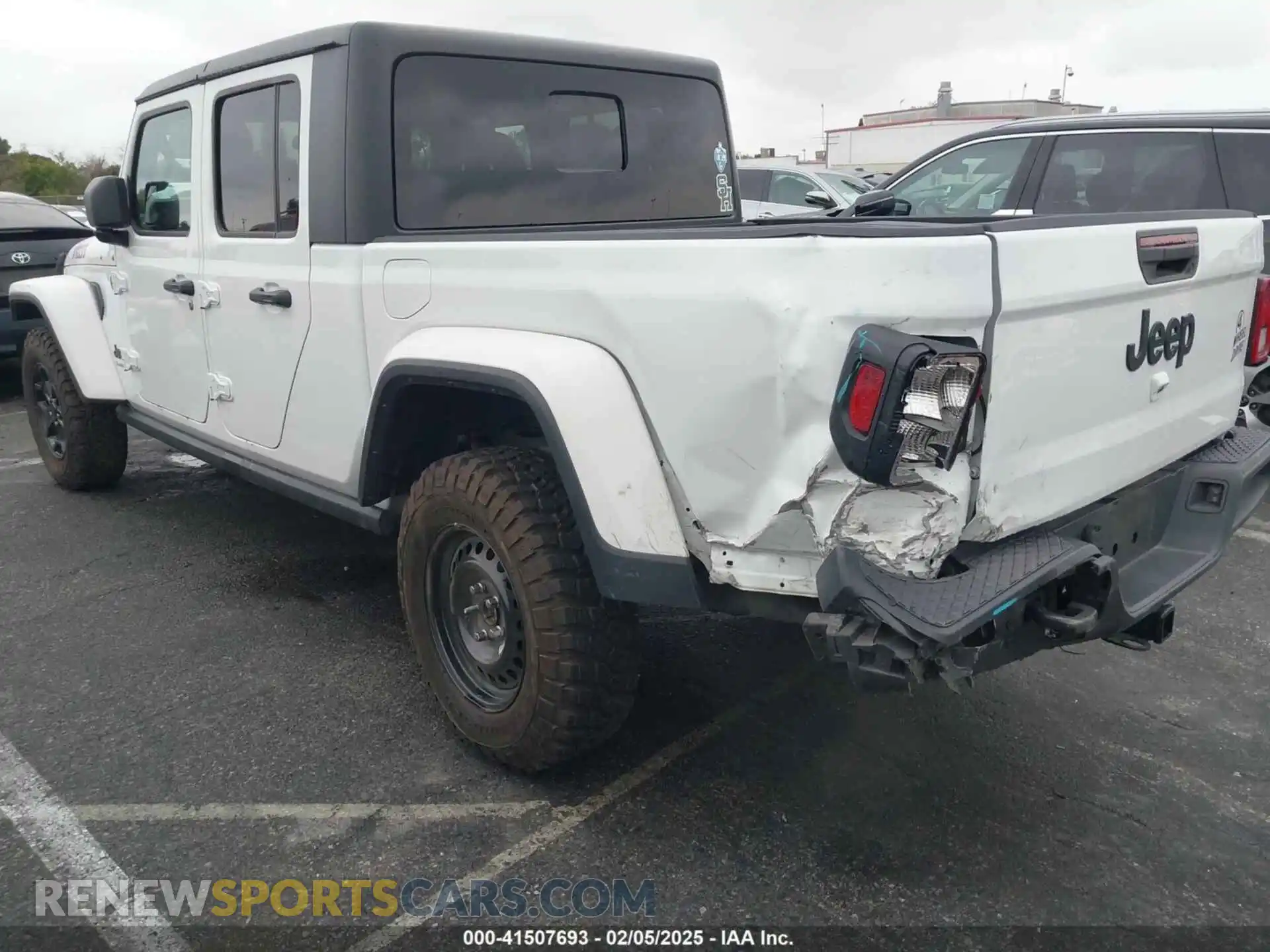 3 Photograph of a damaged car 1C6HJTAG1NL148524 JEEP GLADIATOR 2022