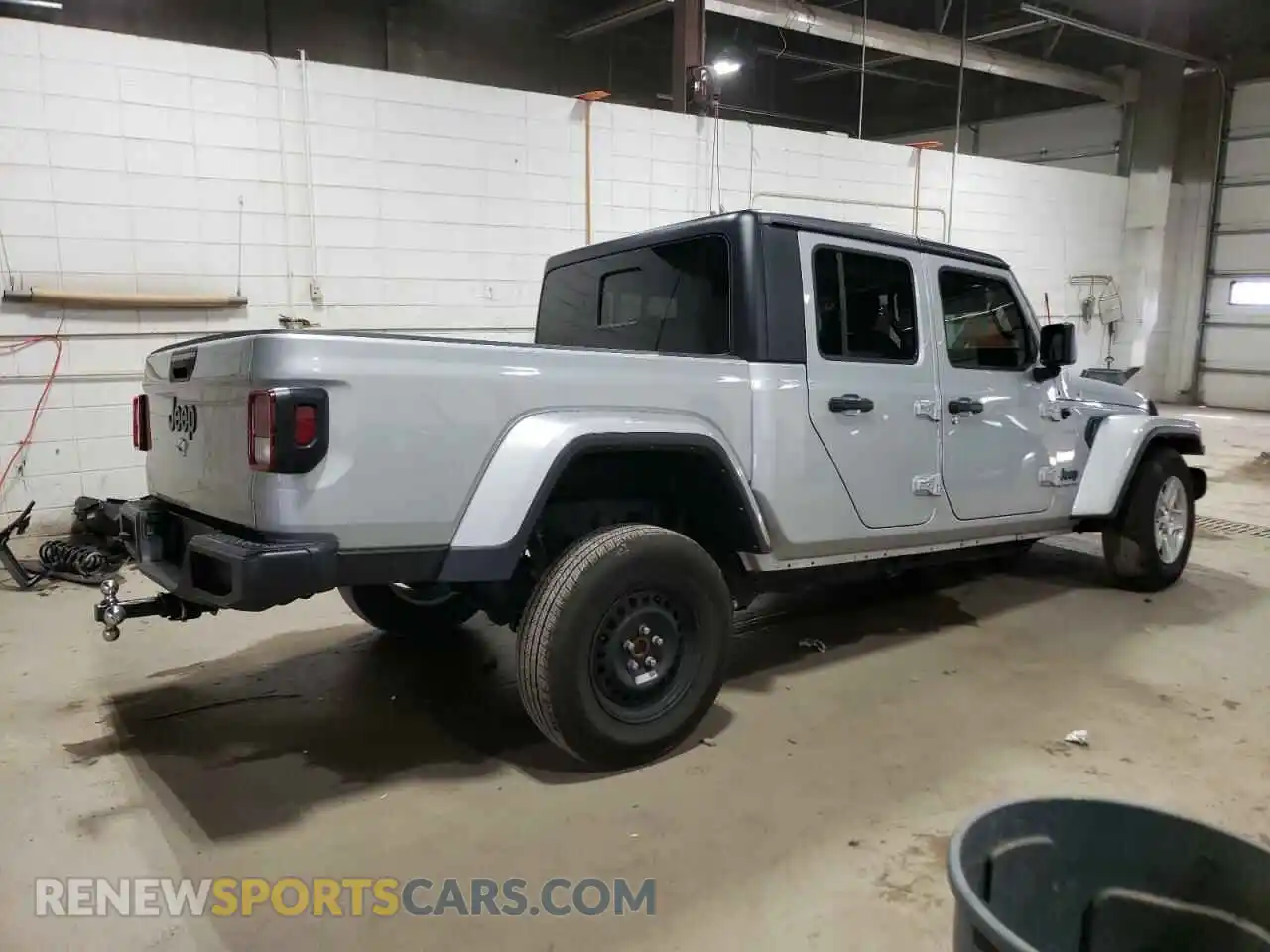 3 Photograph of a damaged car 1C6HJTAG5NL117583 JEEP GLADIATOR 2022