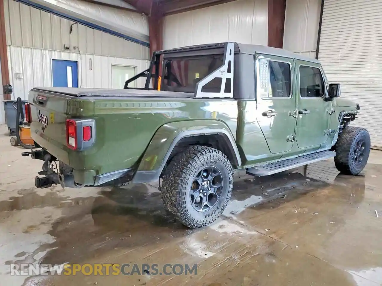 3 Photograph of a damaged car 1C6HJTAG4PL554316 JEEP GLADIATOR 2023