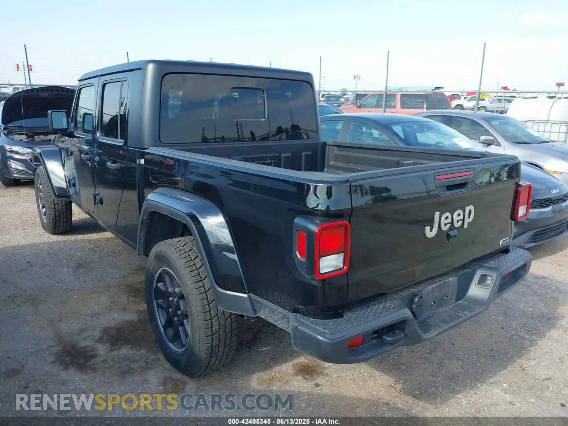 3 Photograph of a damaged car 1C6HJTFG2PL552850 JEEP GLADIATOR 2023