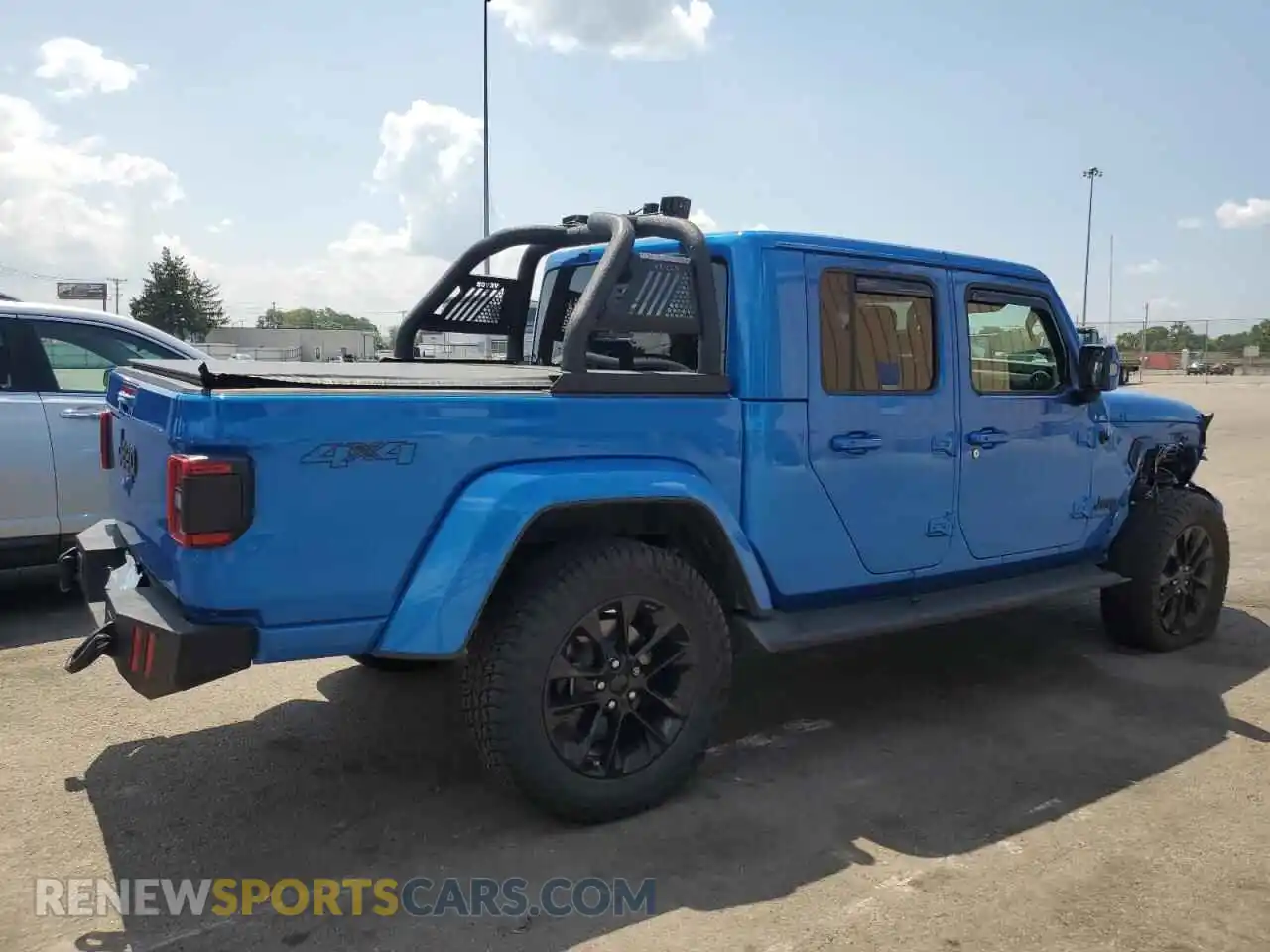 3 Photograph of a damaged car 1C6HJTFGXPL564969 JEEP GLADIATOR 2023