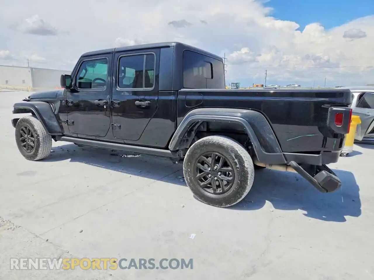 2 Photograph of a damaged car 1C6JJTAG2PL513345 JEEP GLADIATOR 2023
