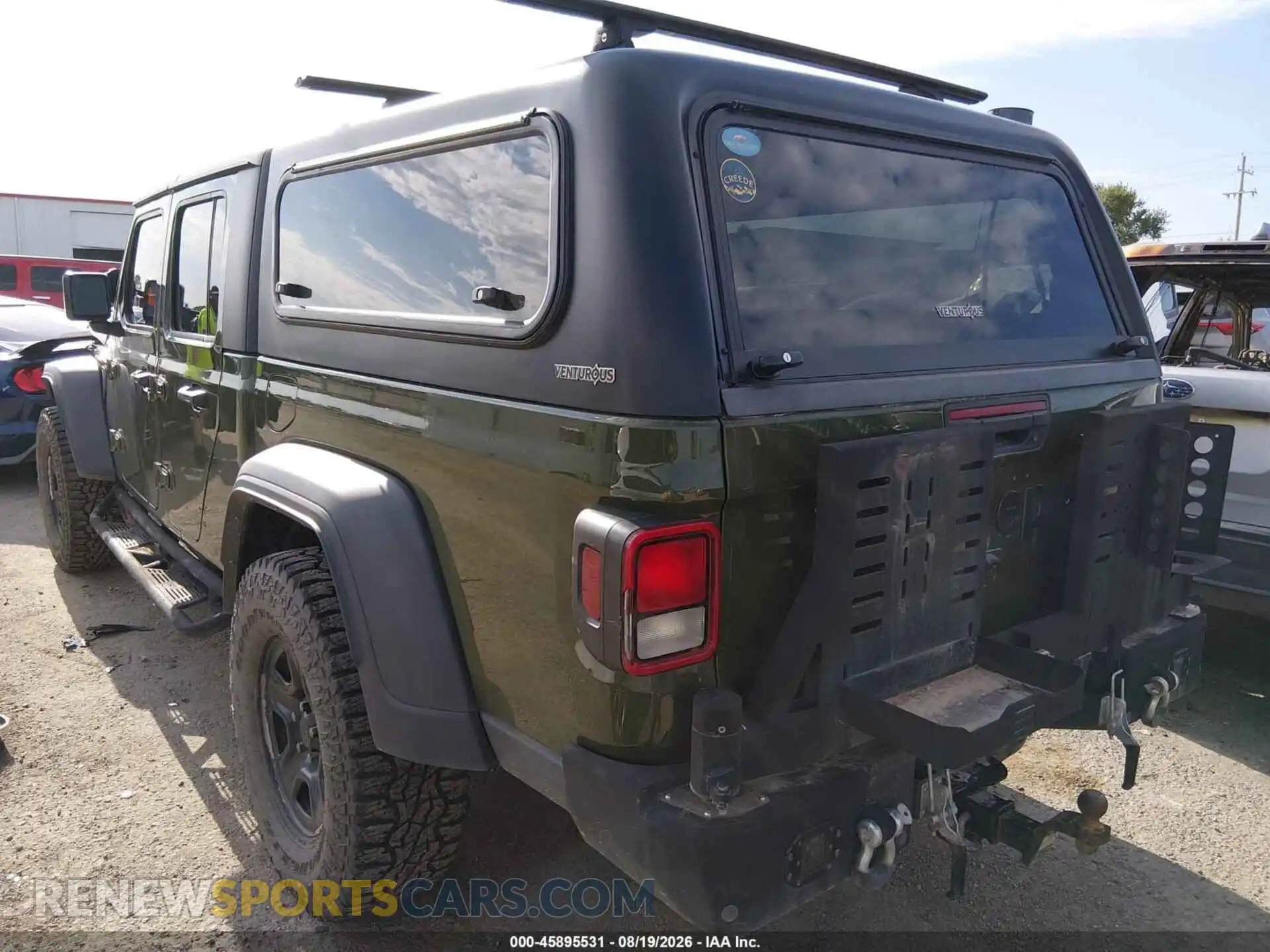 3 Photograph of a damaged car 1C6JJTAG6PL585214 JEEP GLADIATOR 2023