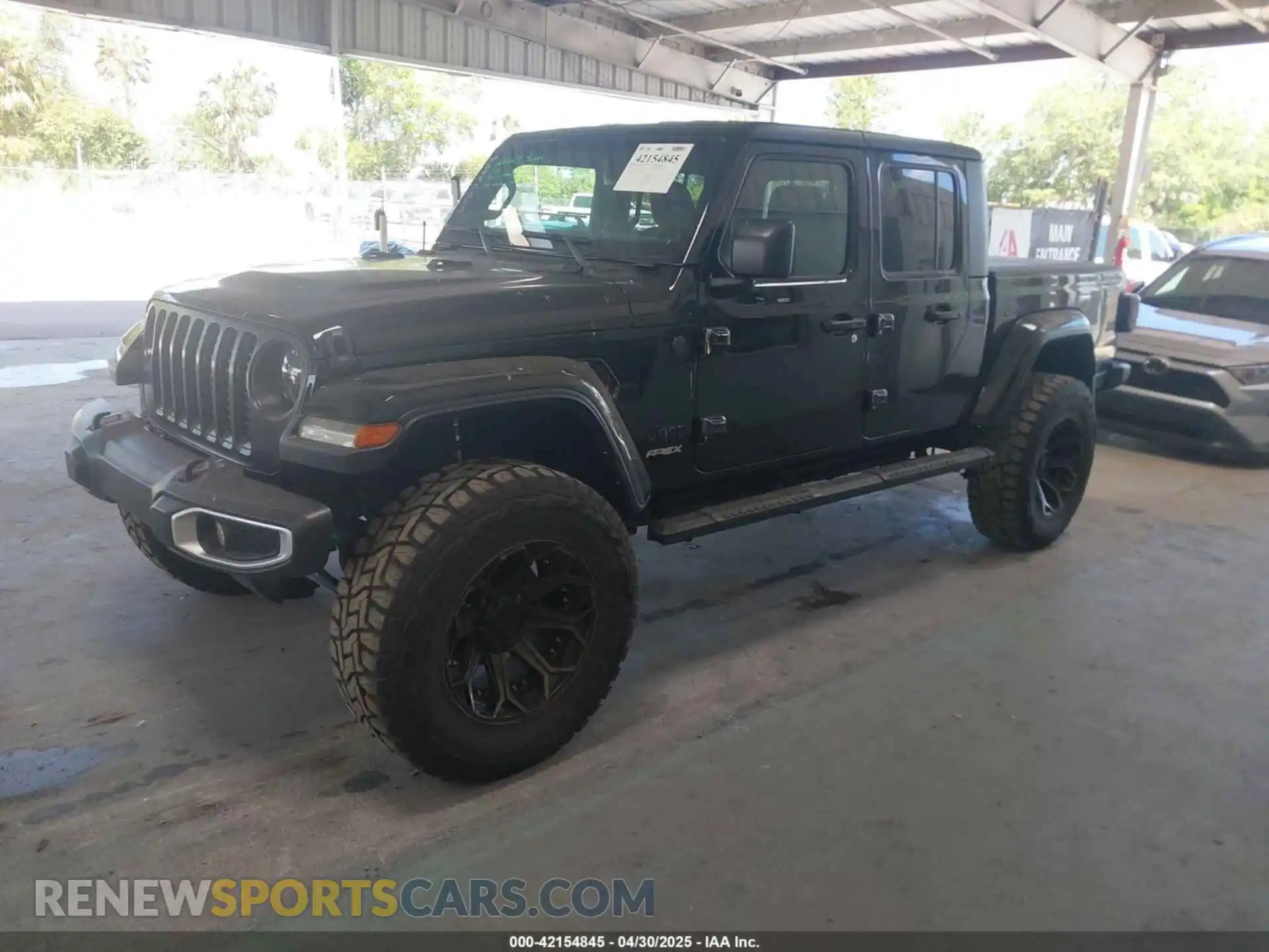 2 Photograph of a damaged car 1C6JJTAG7PL547460 JEEP GLADIATOR 2023