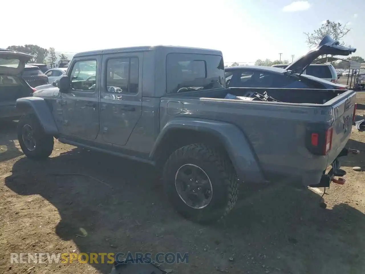 2 Photograph of a damaged car 1C6JJTBG8PL550219 JEEP GLADIATOR 2023