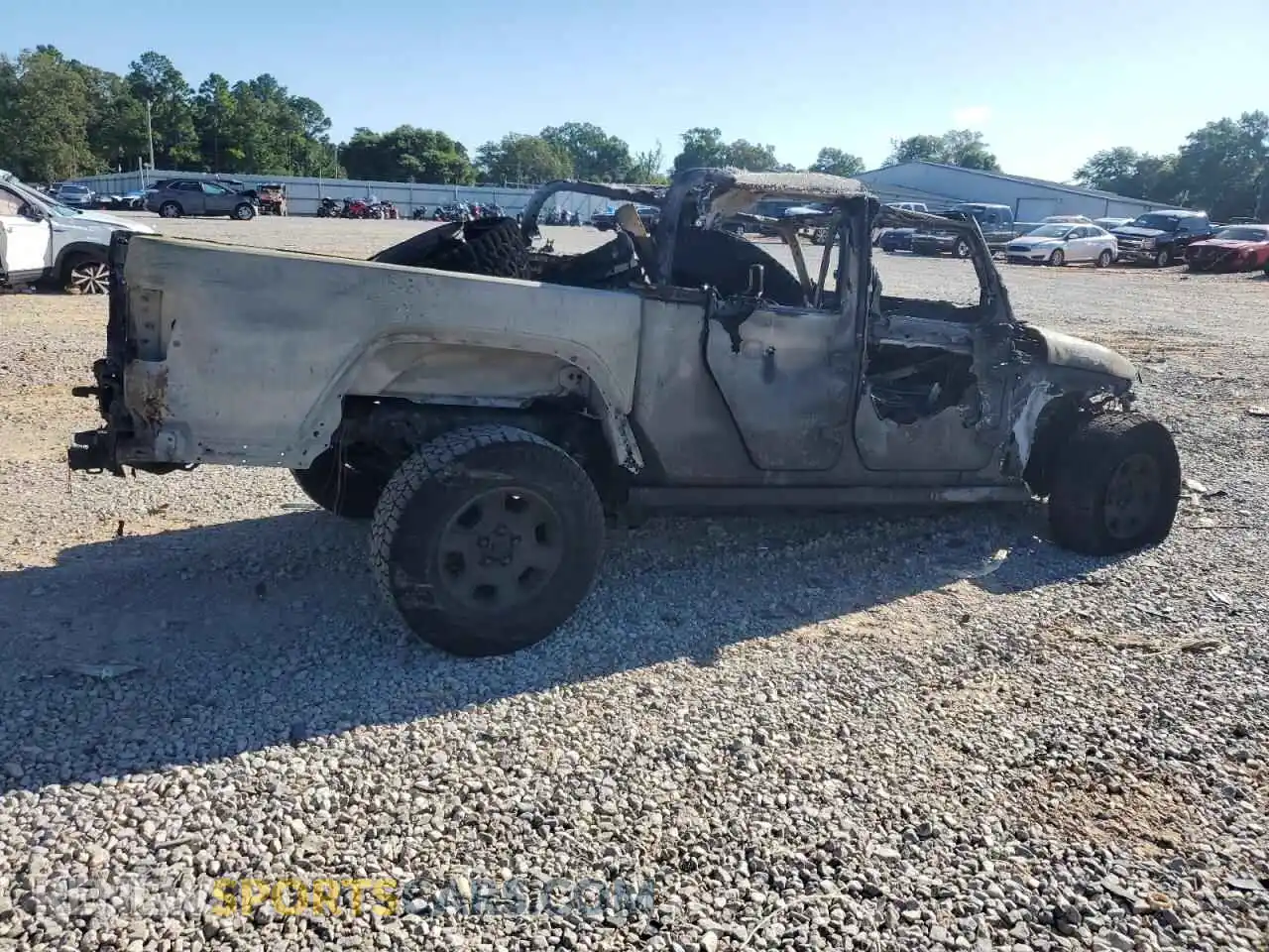 3 Photograph of a damaged car 1C6JJTEG3PL552150 JEEP GLADIATOR 2023