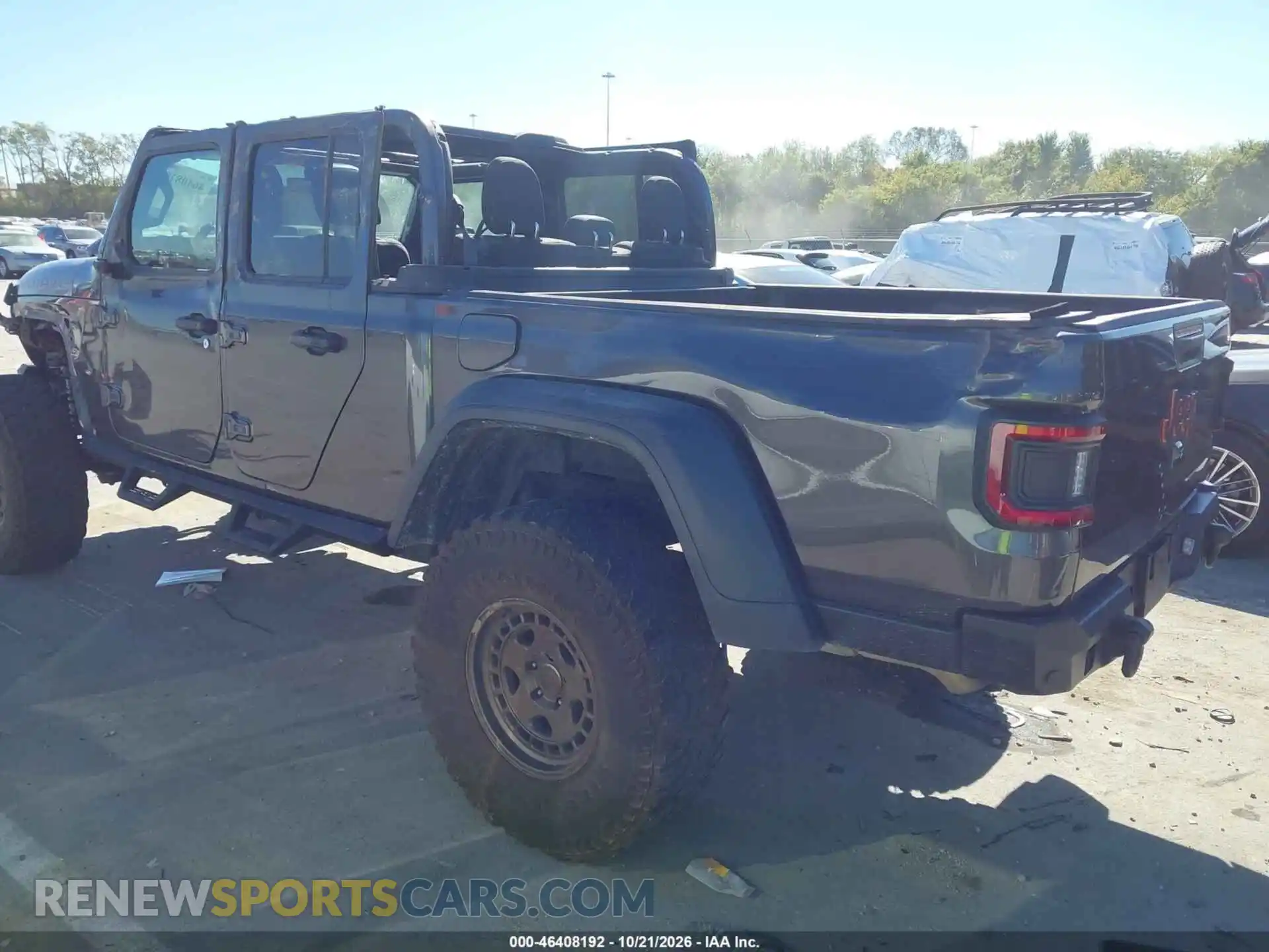 3 Photograph of a damaged car 1C6JJTEG6PL577575 JEEP GLADIATOR 2023