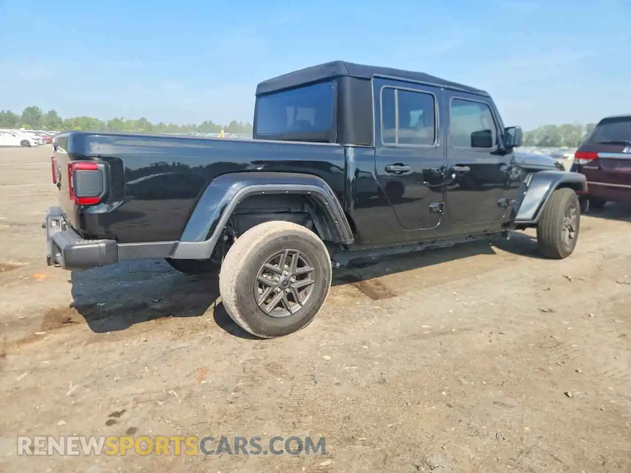 3 Photograph of a damaged car 1C6HJTAG2RL116073 JEEP GLADIATOR 2024