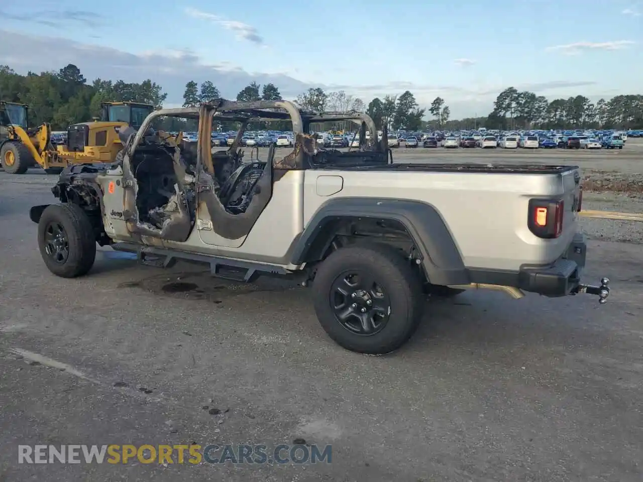 2 Photograph of a damaged car 1C6JJTAG8RL113549 JEEP GLADIATOR 2024