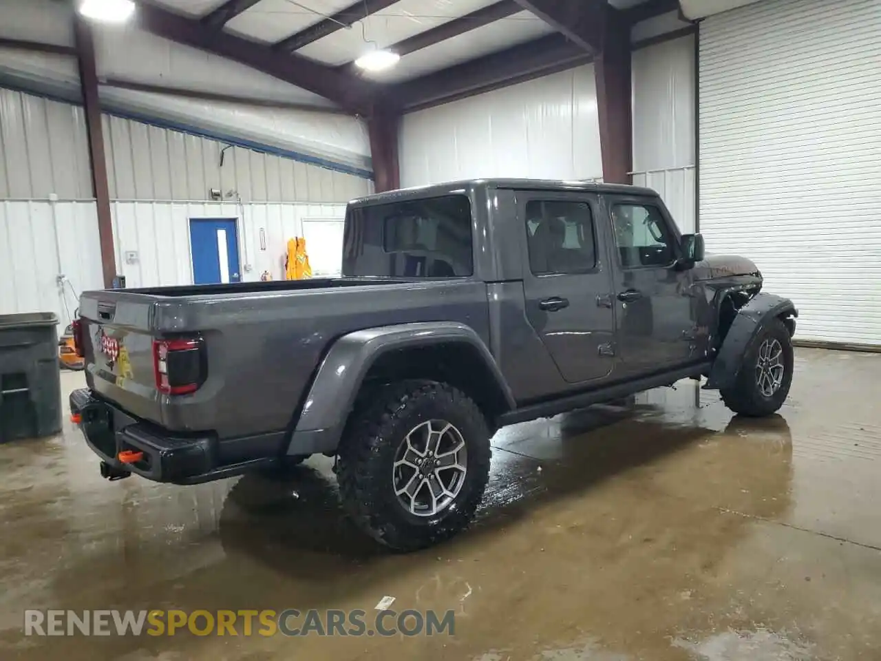 3 Photograph of a damaged car 1C6JJTEG2RL107126 JEEP GLADIATOR 2024