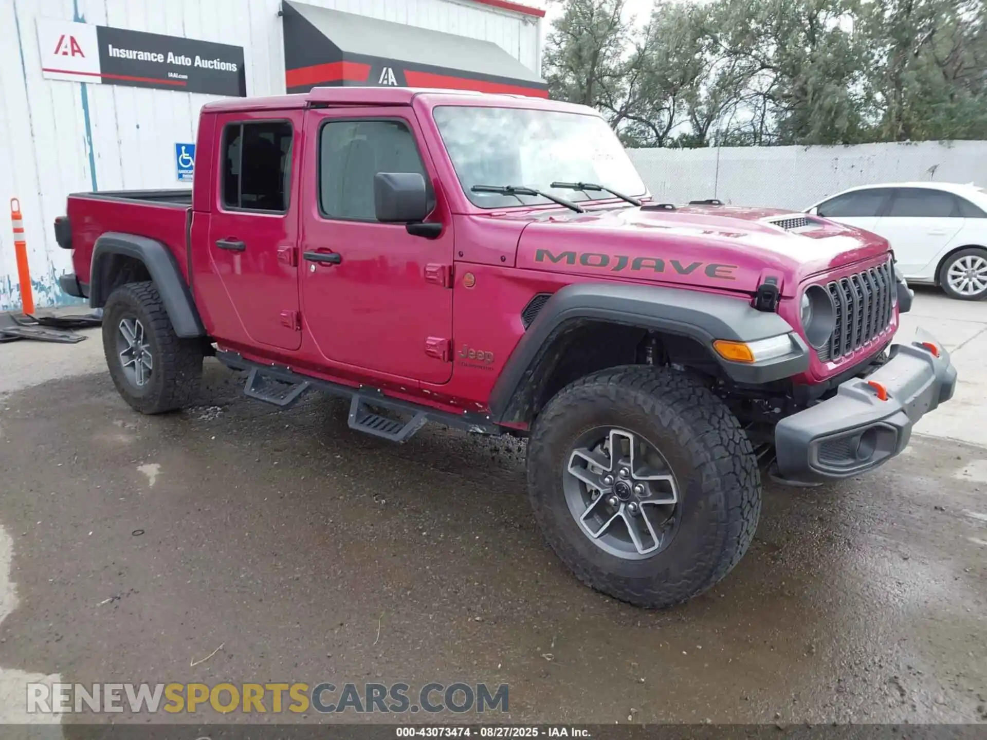 1 Photograph of a damaged car 1C6JJTEG5RL126933 JEEP GLADIATOR 2024
