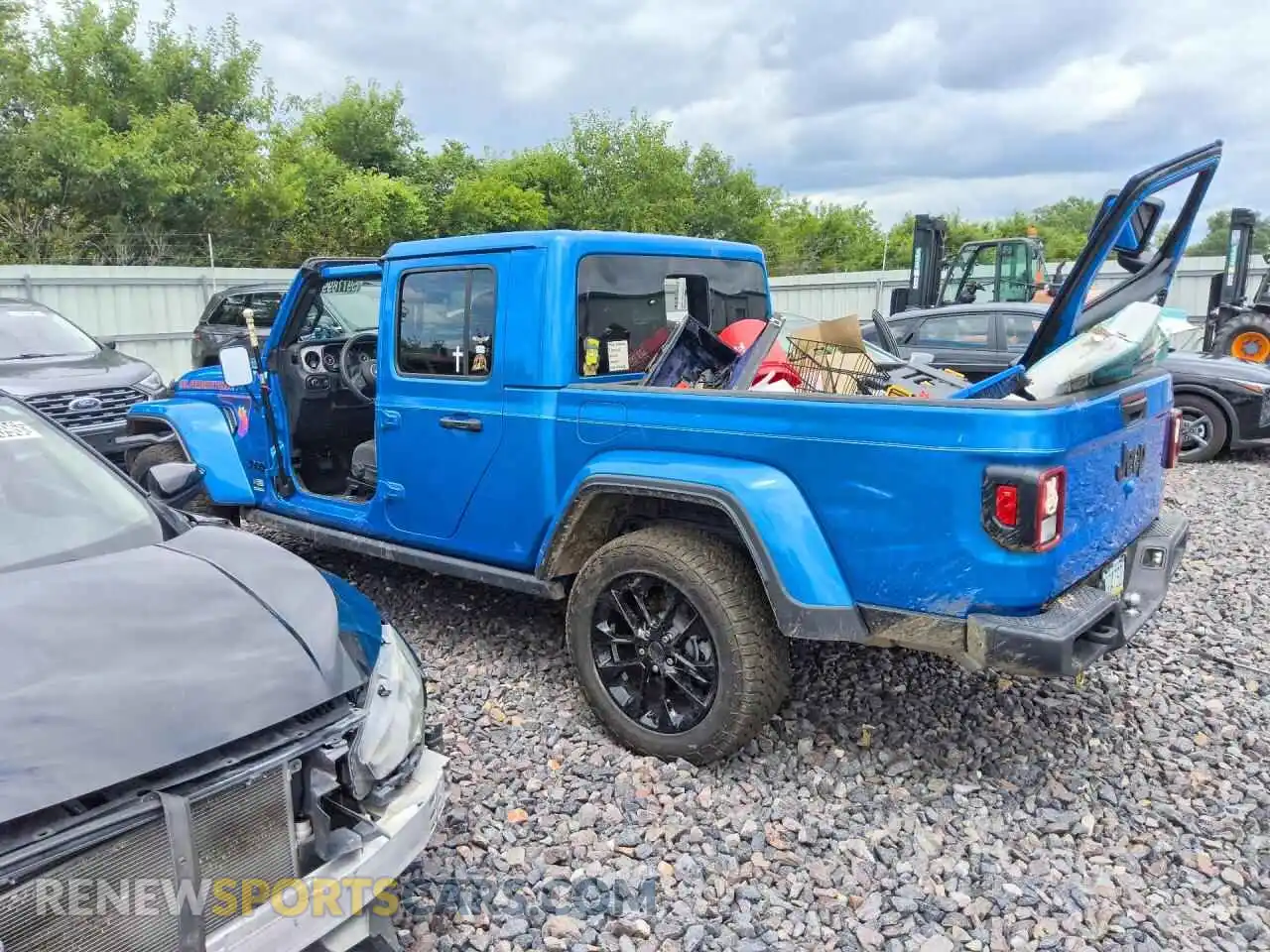 2 Photograph of a damaged car 1C6PJTAGXSL505514 JEEP GLADIATOR 2025