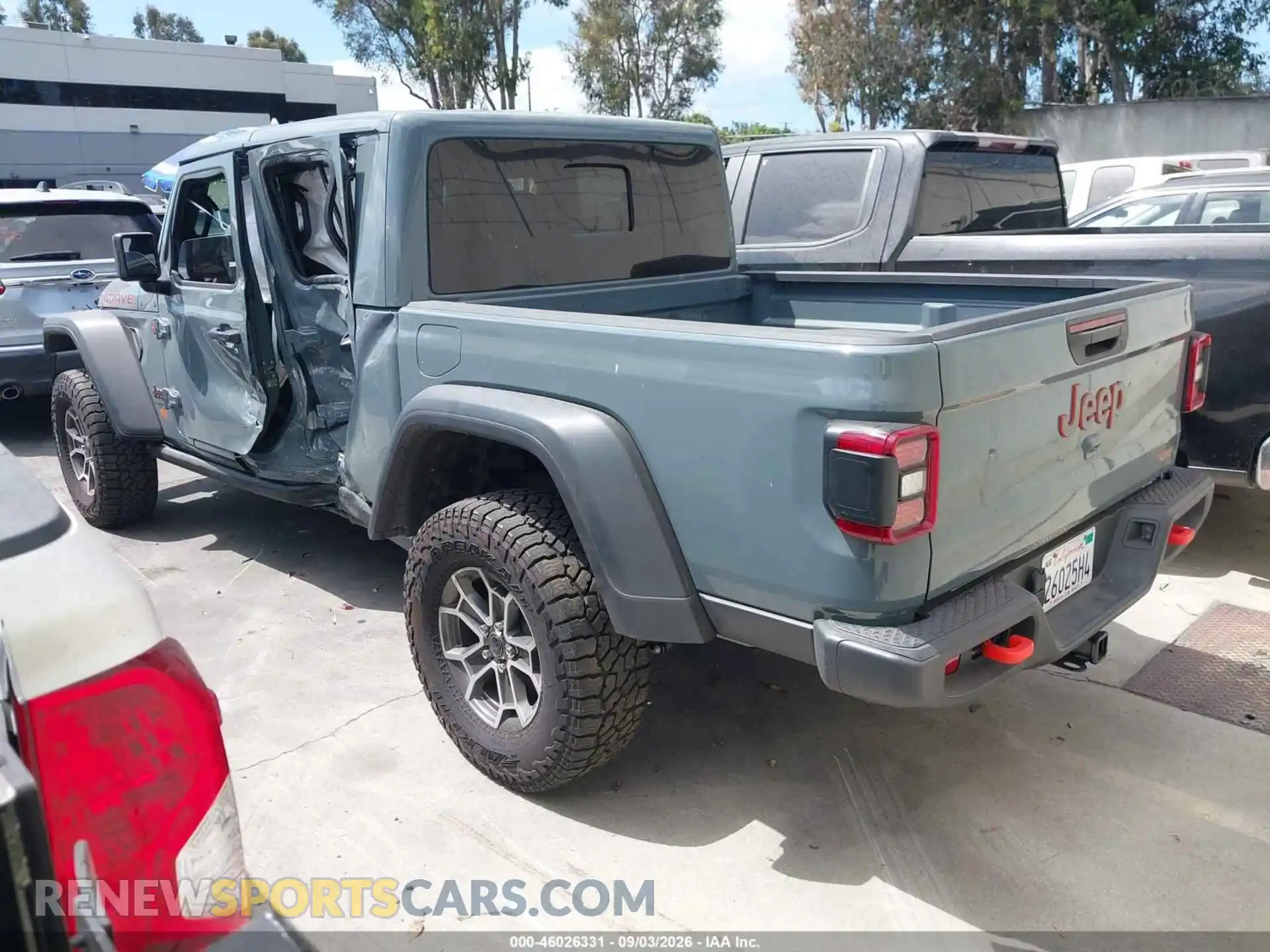 3 Photograph of a damaged car 1C6RJTEG9SL523845 JEEP GLADIATOR 2025