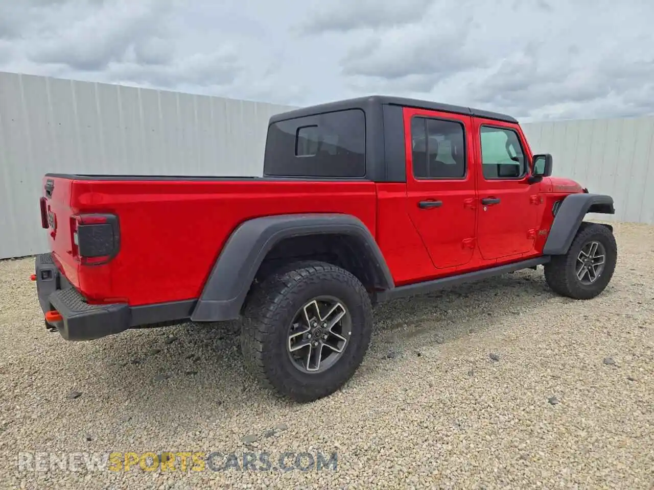 3 fotografías del automóvil dañado 1C6RJTEG3TL150822 JEEP GLADIATOR 2026