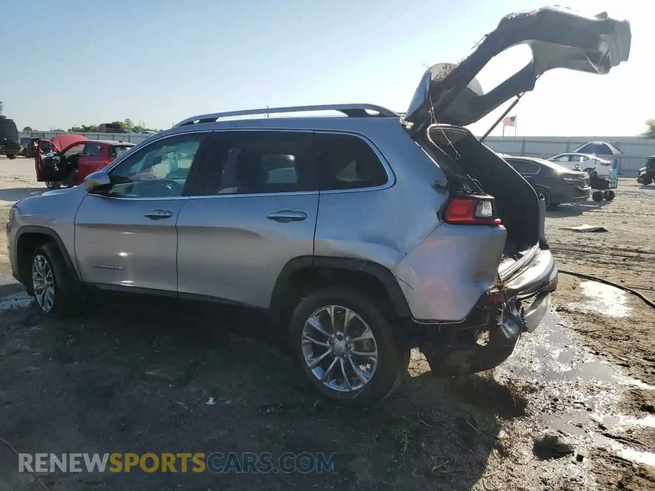 2 Photograph of a damaged car 1C4PJLLB7KD197030 JEEP GRAND CHER 2019