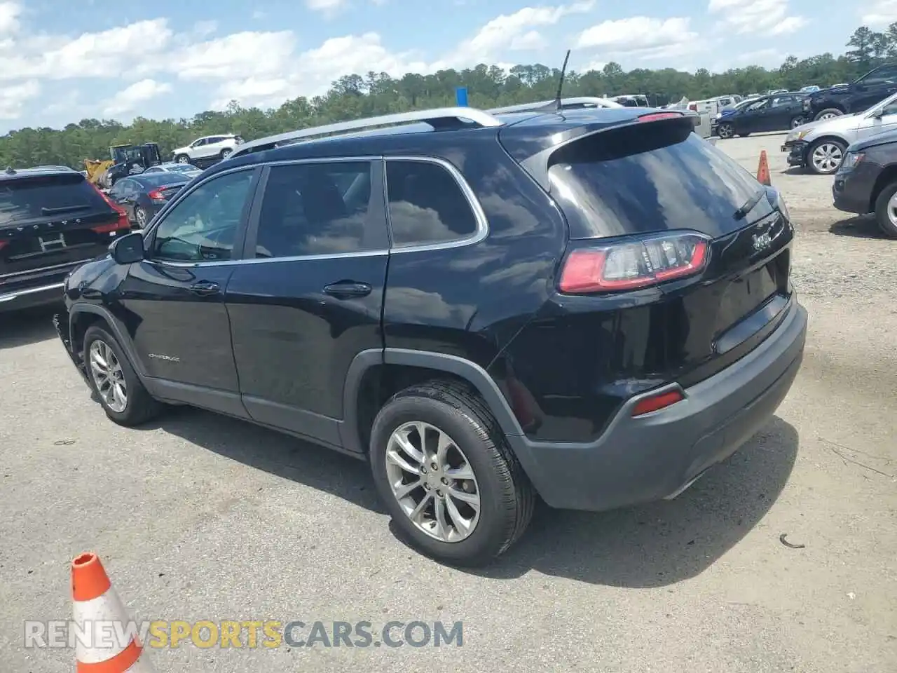 2 Photograph of a damaged car 1C4PJLLN8KD151894 JEEP GRAND CHER 2019