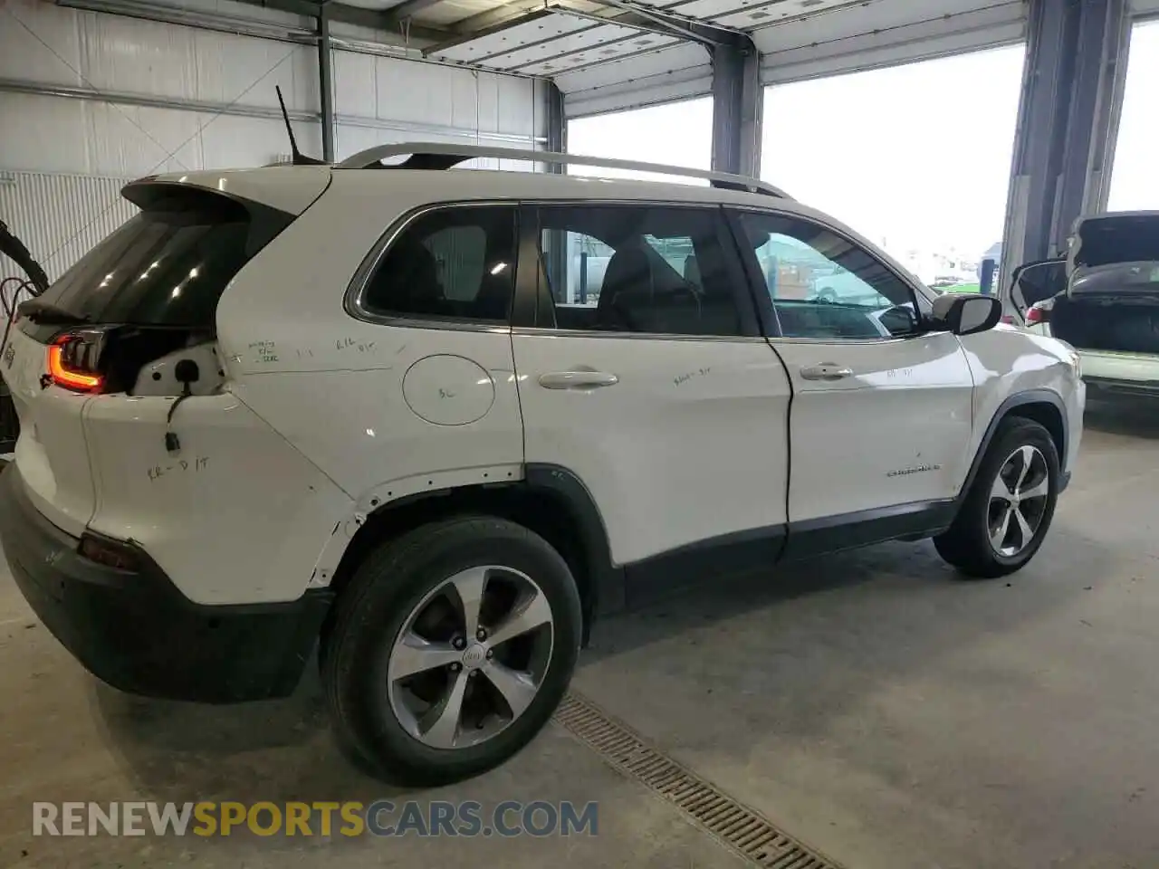 3 fotografías del automóvil dañado 1C4PJMDX4KD119143 JEEP GRAND CHER 2019