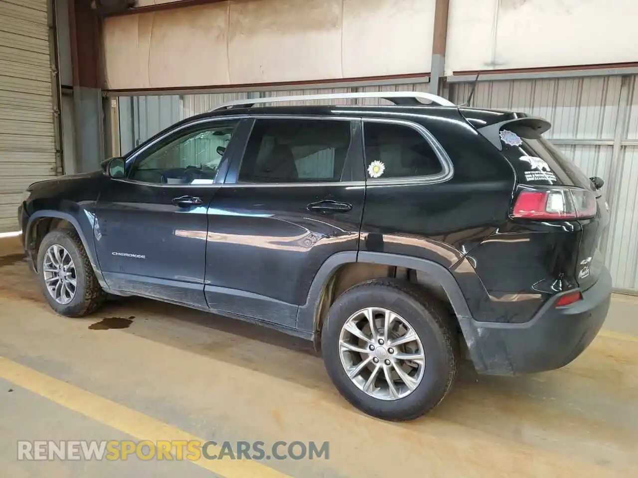 2 Photograph of a damaged car 1C4PJMLB4KD101473 JEEP GRAND CHER 2019