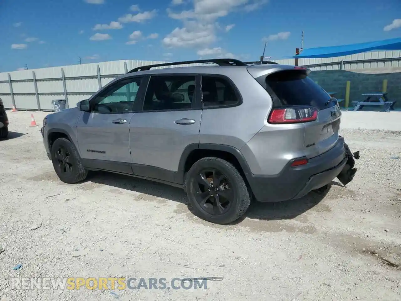2 Photograph of a damaged car 1C4PJMLX2KD283461 JEEP GRAND CHER 2019