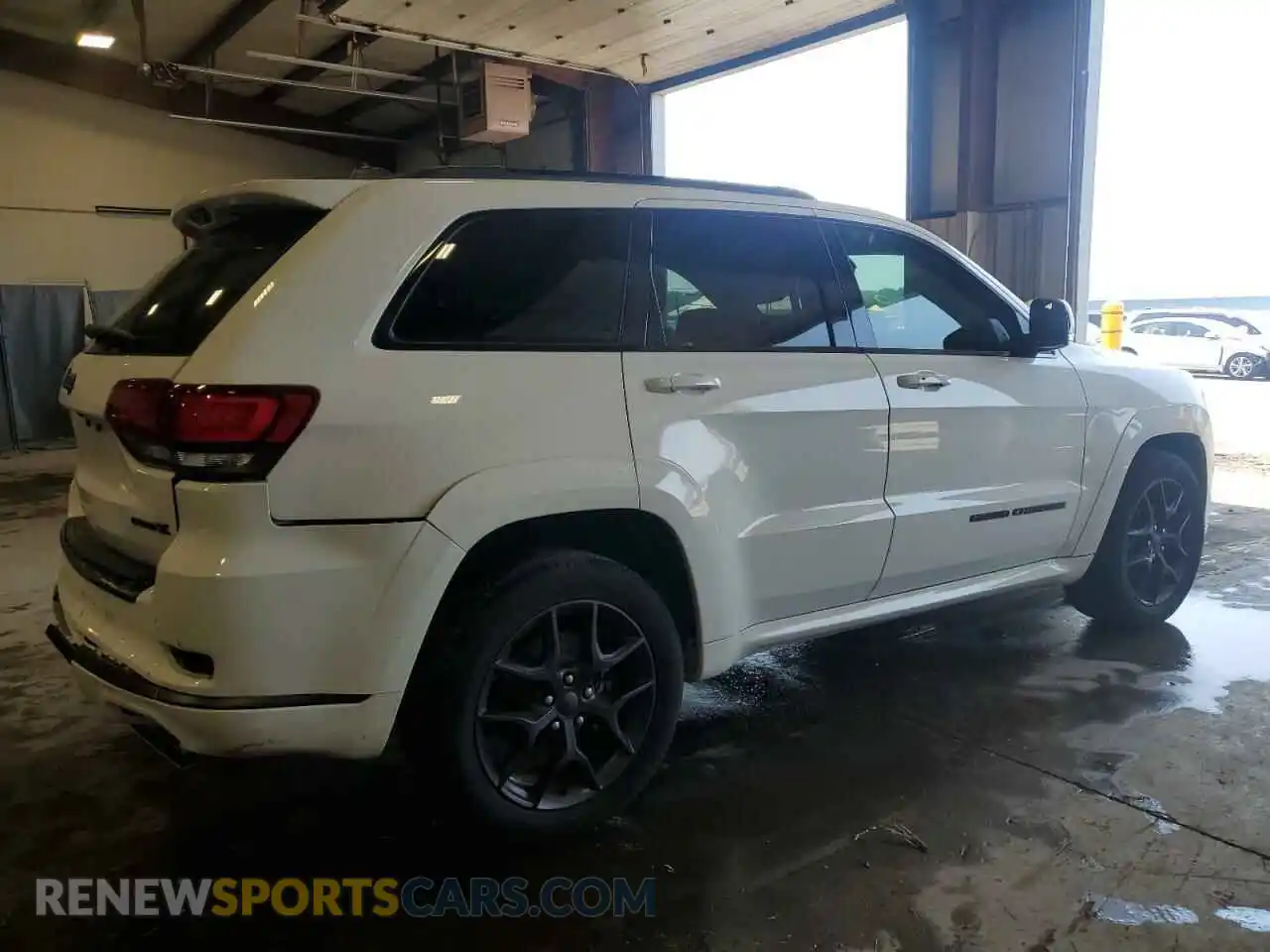 3 Photograph of a damaged car 1C4RJFBG4KC563555 JEEP GRAND CHER 2019