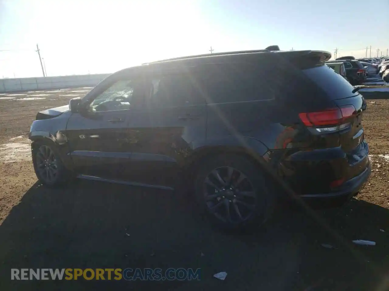 2 fotografías del automóvil dañado 1C4RJFCG9KC639611 JEEP GRAND CHER 2019