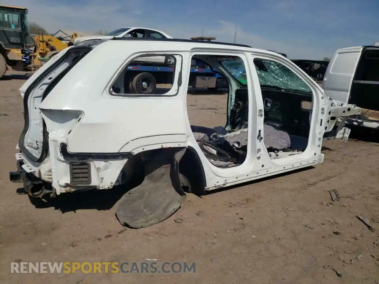 3 fotografías del automóvil dañado 1C4RJFN98KC589928 JEEP GRAND CHER 2019