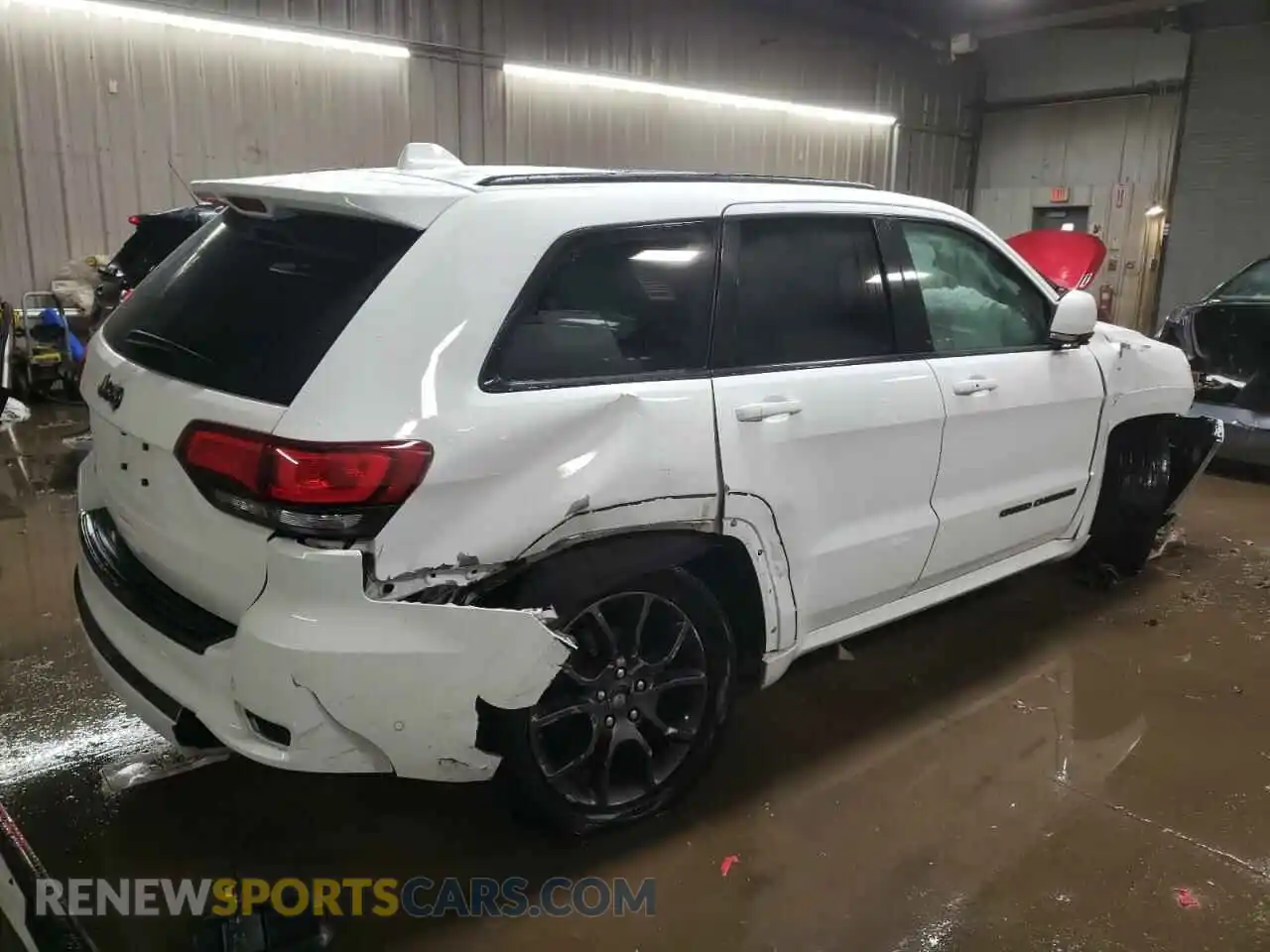 3 Photograph of a damaged car 1C4RJFCG2LC424556 JEEP GRAND CHER 2020