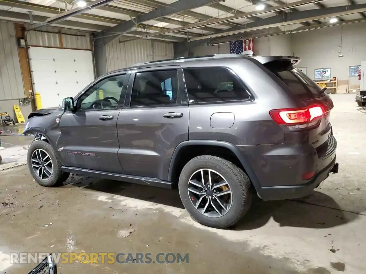 2 Photograph of a damaged car 1C4RJFLG9LC320405 JEEP GRAND CHER 2020