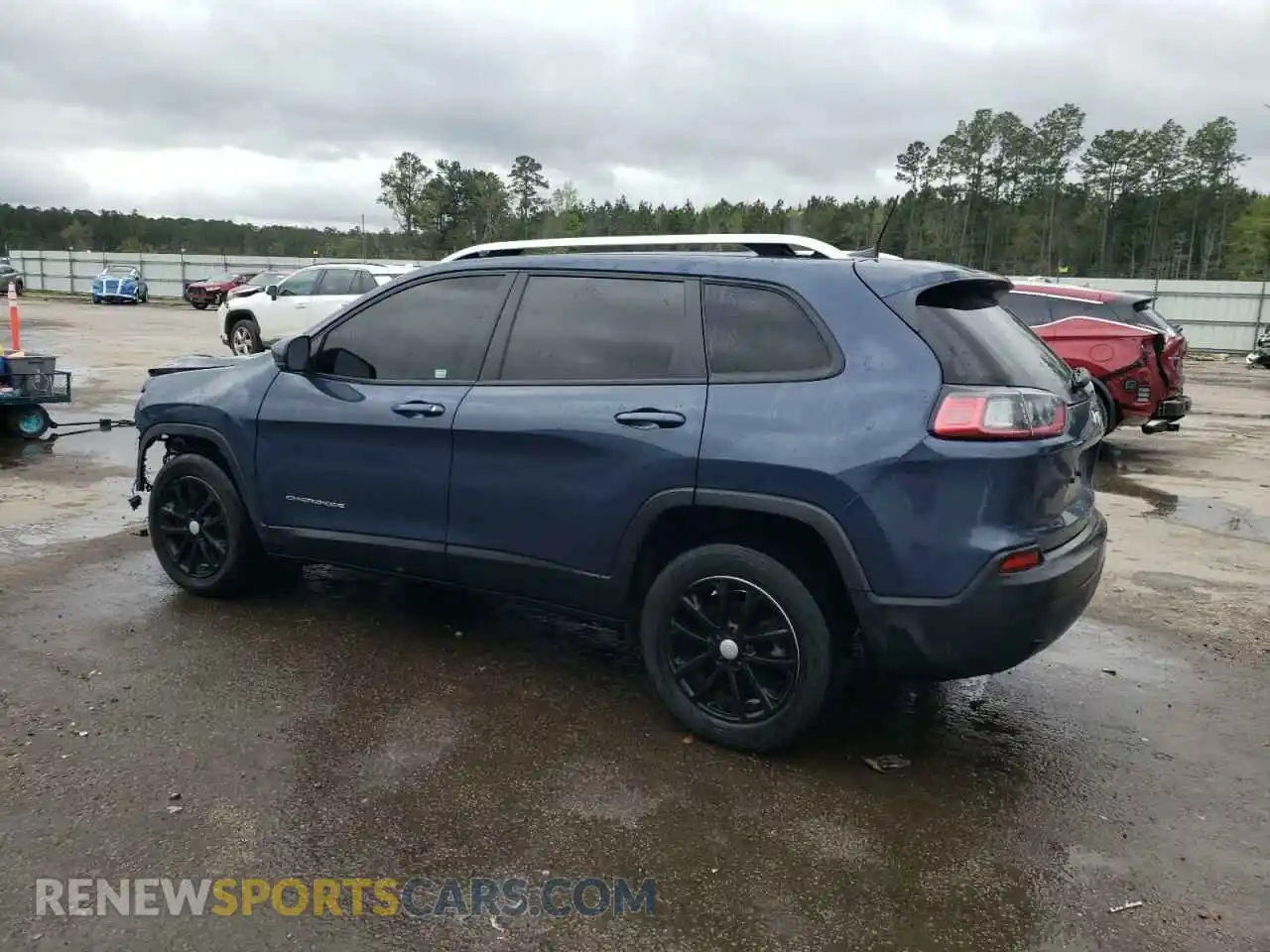 2 Photograph of a damaged car 1C4PJLCB0MD136699 JEEP GRAND CHER 2021