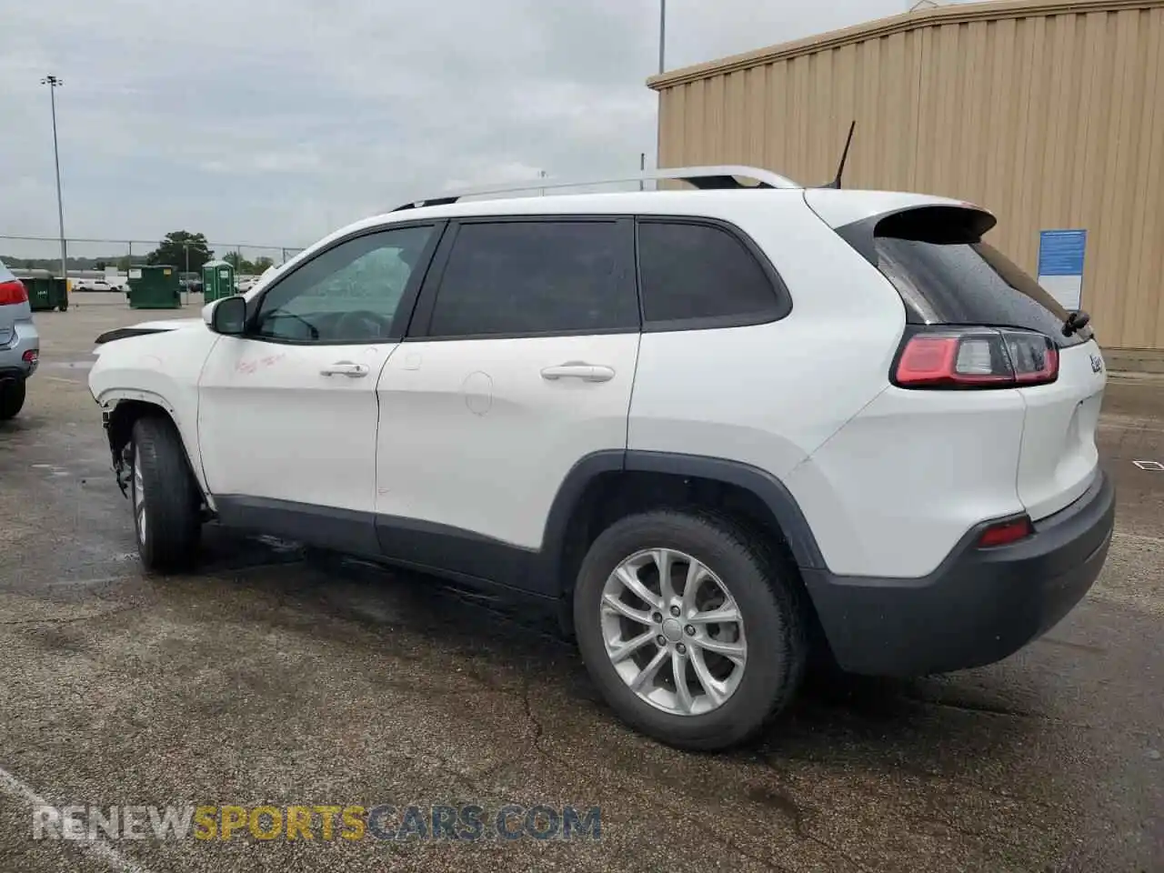2 Photograph of a damaged car 1C4PJLCBXMD208590 JEEP GRAND CHER 2021