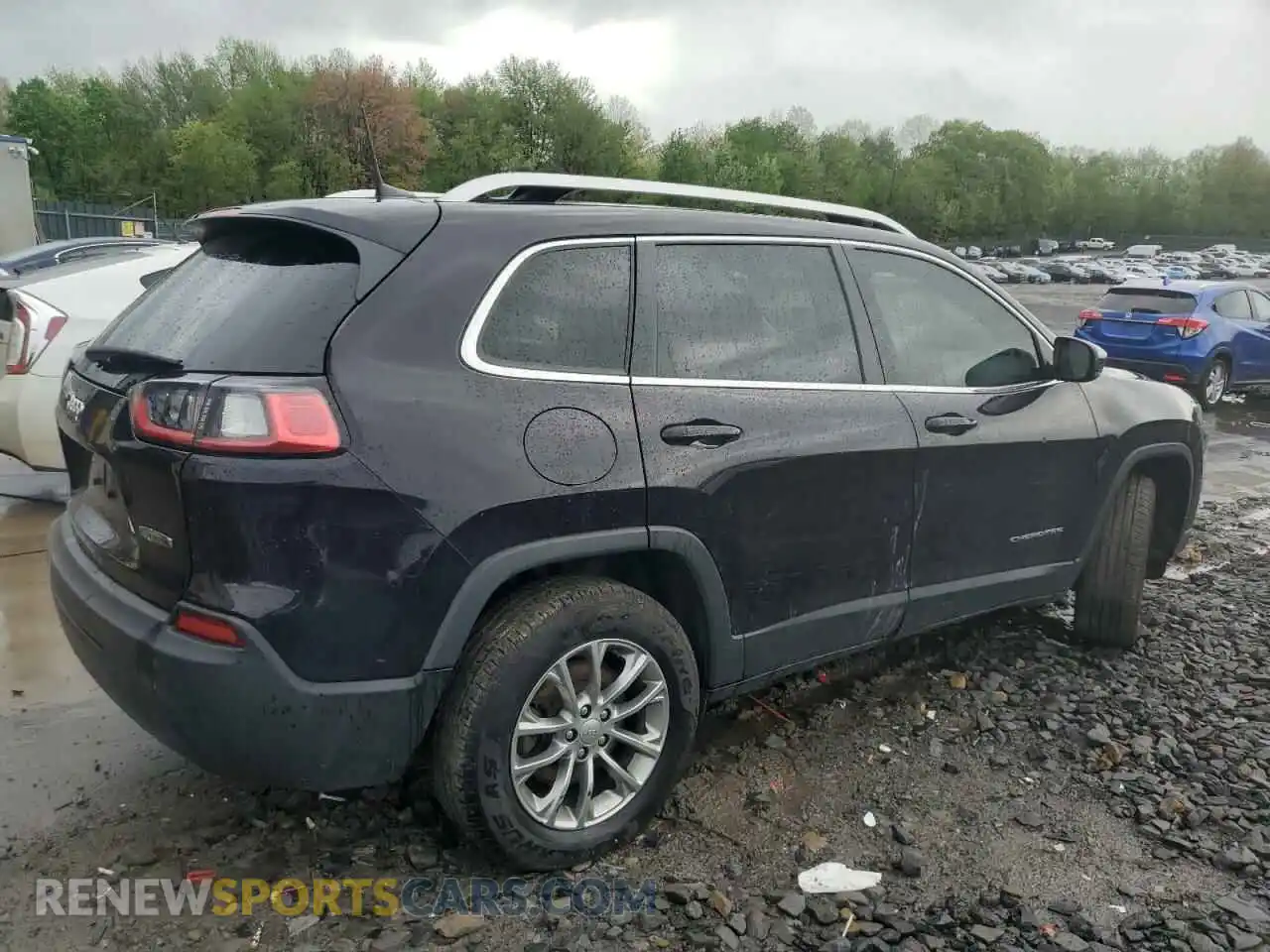 3 Photograph of a damaged car 1C4PJMLB4MD233507 JEEP GRAND CHER 2021