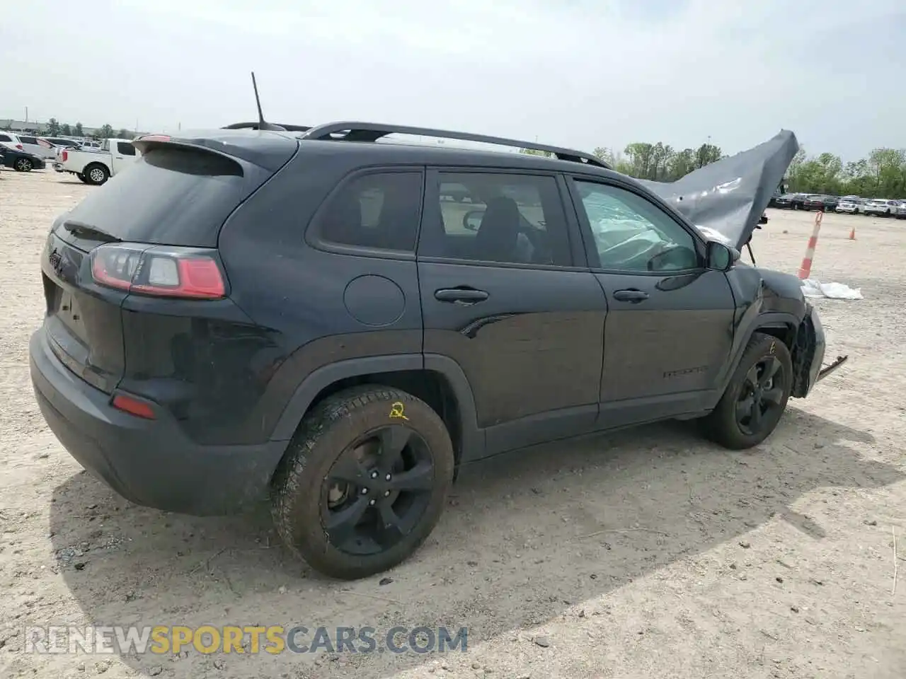 3 Photograph of a damaged car 1C4PJMLB6MD234495 JEEP GRAND CHER 2021