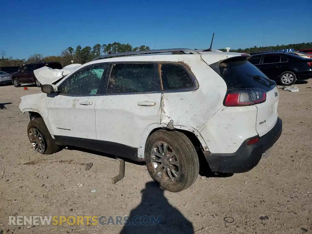 2 Photograph of a damaged car 1C4PJMMX2MD181482 JEEP GRAND CHER 2021