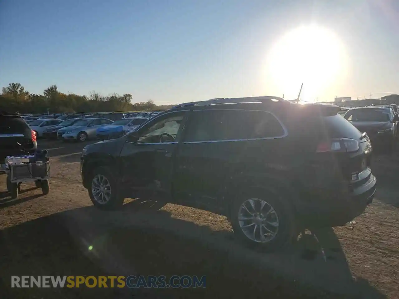2 fotografías del automóvil dañado 1C4PJMMX2MD209149 JEEP GRAND CHER 2021