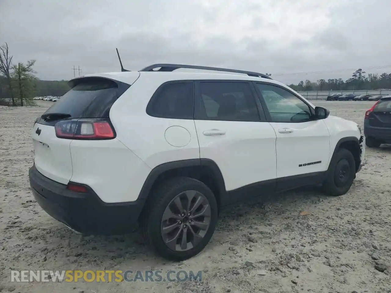 3 Photograph of a damaged car 1C4PJMMX7MD149532 JEEP GRAND CHER 2021
