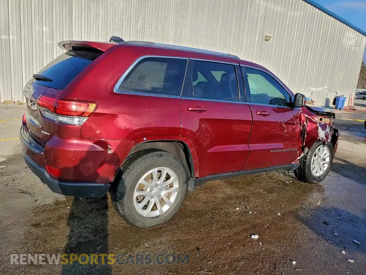 3 Photograph of a damaged car 1C4RJEAG0MC785931 JEEP GRAND CHER 2021