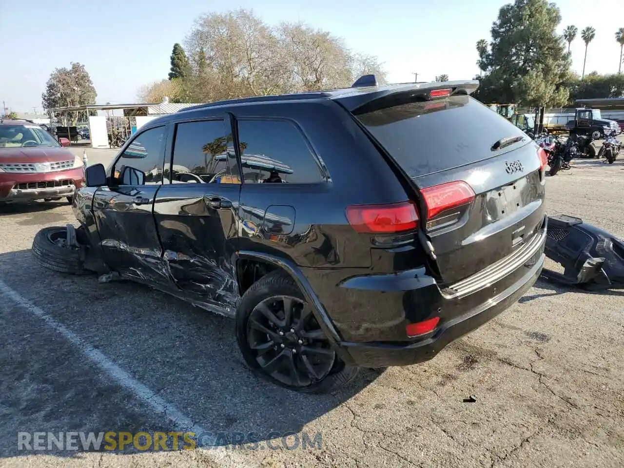 2 Photograph of a damaged car 1C4RJEAG1MC596673 JEEP GRAND CHER 2021