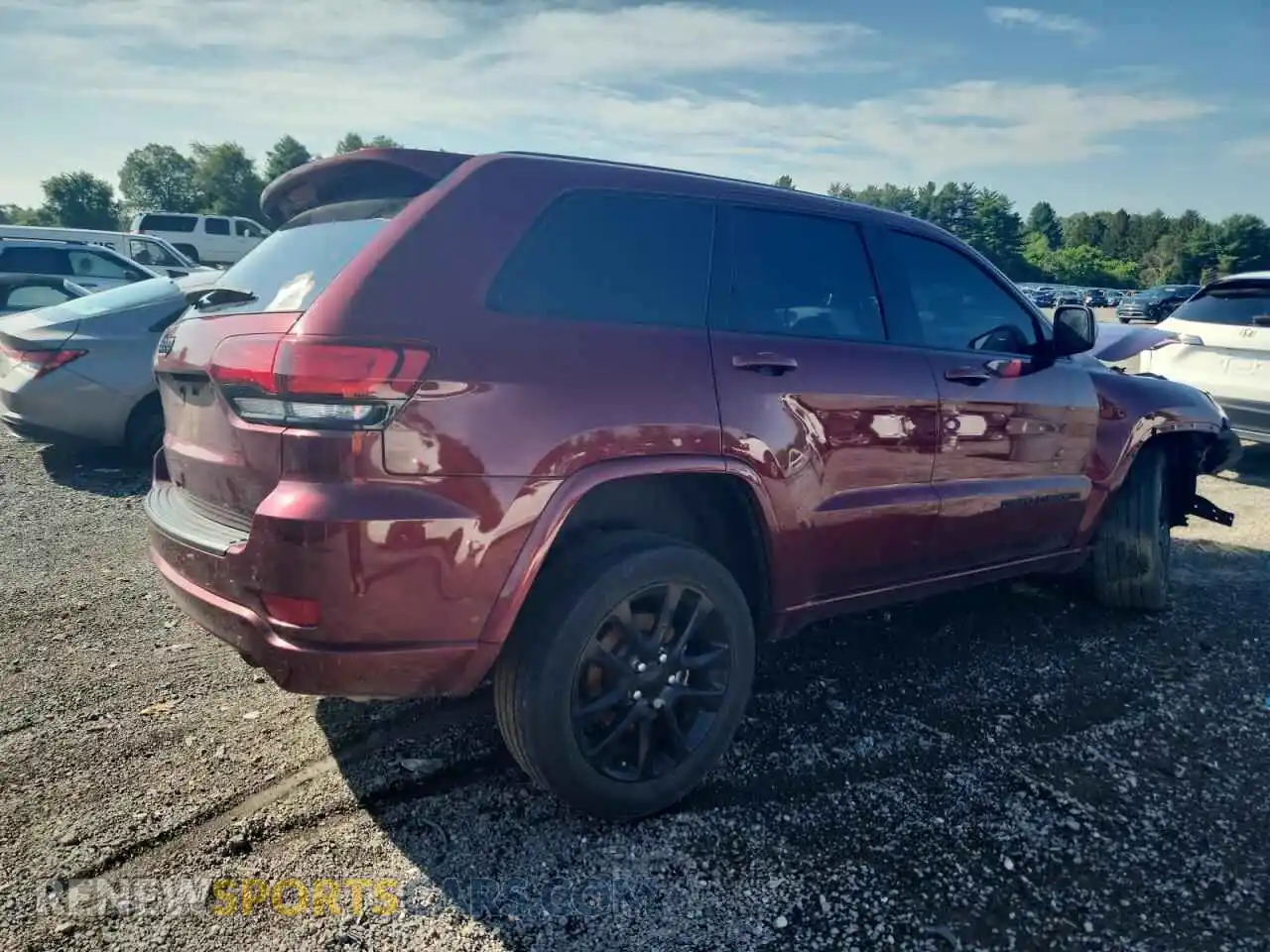 3 Photograph of a damaged car 1C4RJFAG2MC581010 JEEP GRAND CHER 2021