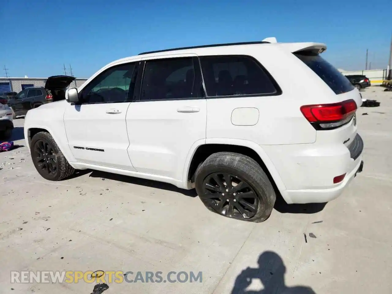 2 Photograph of a damaged car 1C4RJFAG3MC651873 JEEP GRAND CHER 2021