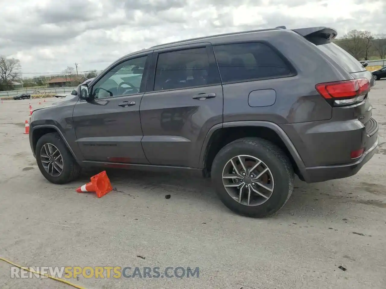 2 Photograph of a damaged car 1C4RJFAG5MC536885 JEEP GRAND CHER 2021