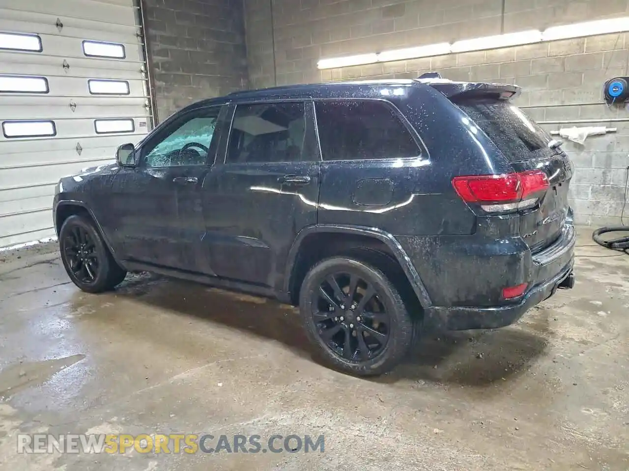 2 Photograph of a damaged car 1C4RJFAG8MC515965 JEEP GRAND CHER 2021
