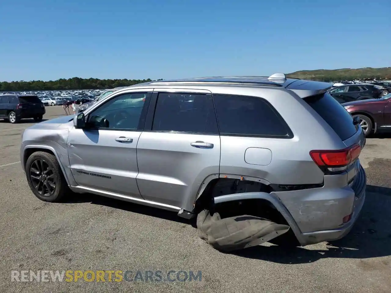 2 Photograph of a damaged car 1C4RJFAG9MC552877 JEEP GRAND CHER 2021
