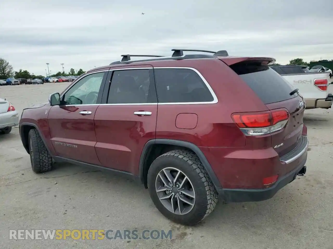 2 Photograph of a damaged car 1C4RJFBG2MC882097 JEEP GRAND CHER 2021