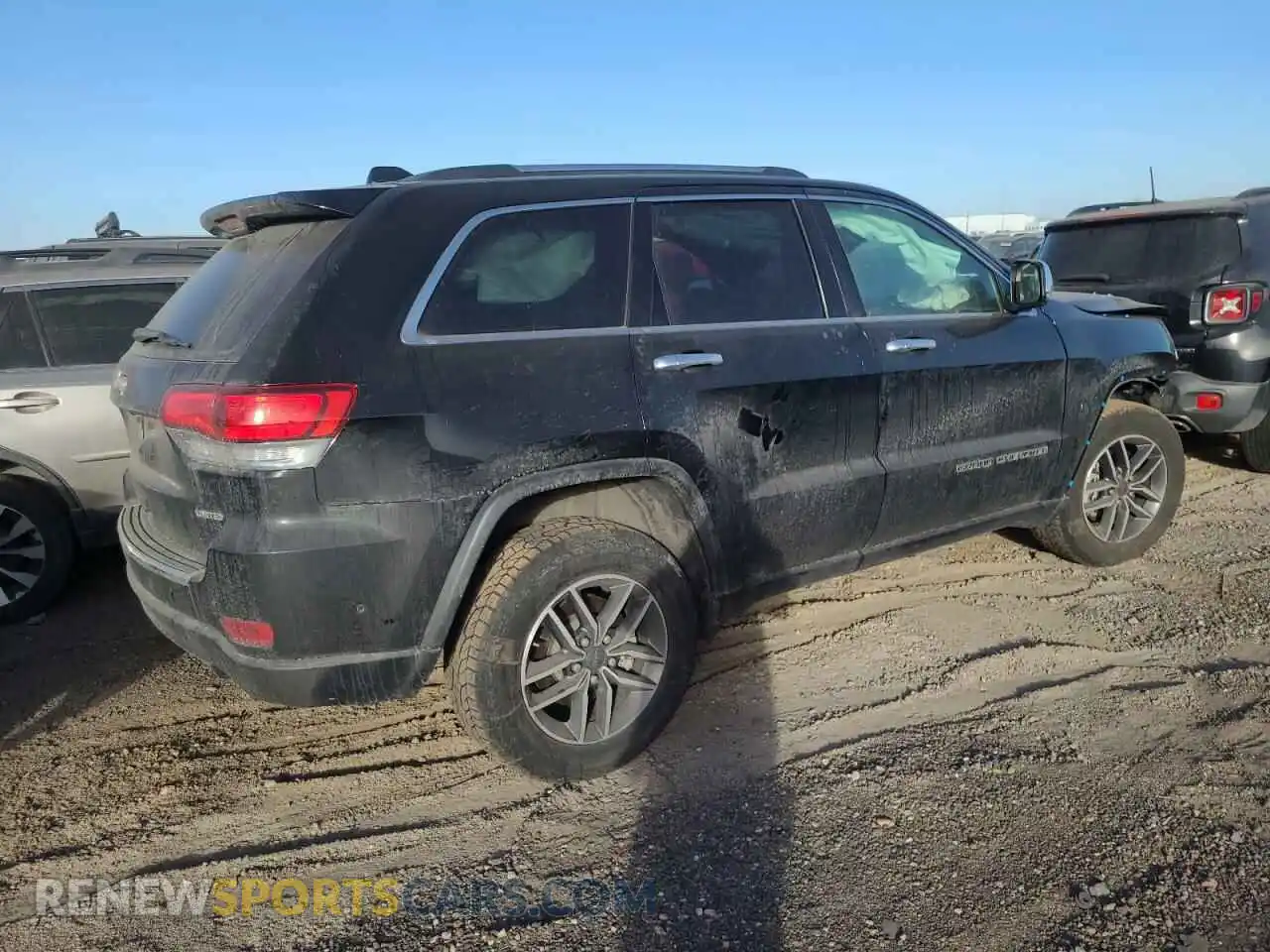 3 Photograph of a damaged car 1C4RJFBG4MC676604 JEEP GRAND CHER 2021