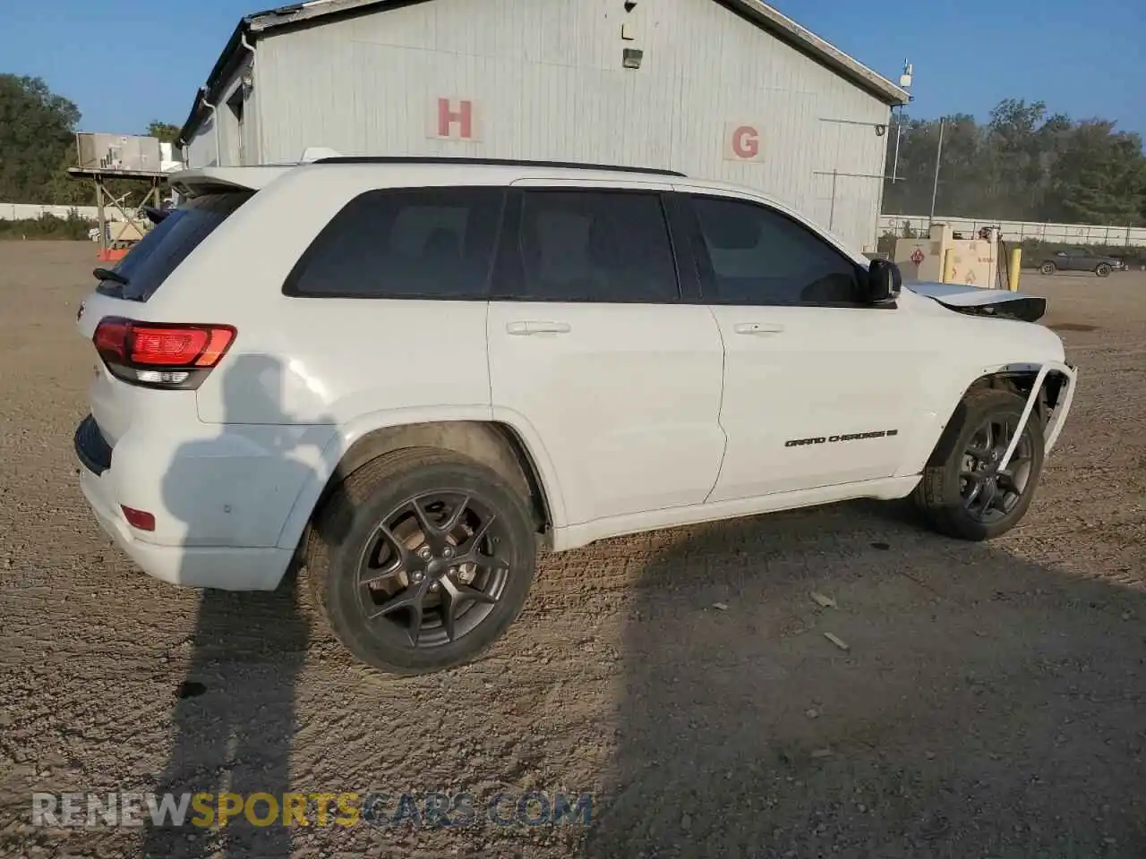 3 Photograph of a damaged car 1C4RJFBG7MC768970 JEEP GRAND CHER 2021