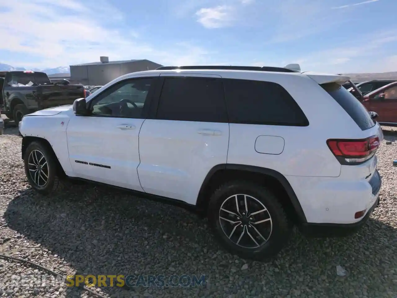 2 Photograph of a damaged car 1C4RJFLG4MC703945 JEEP GRAND CHER 2021