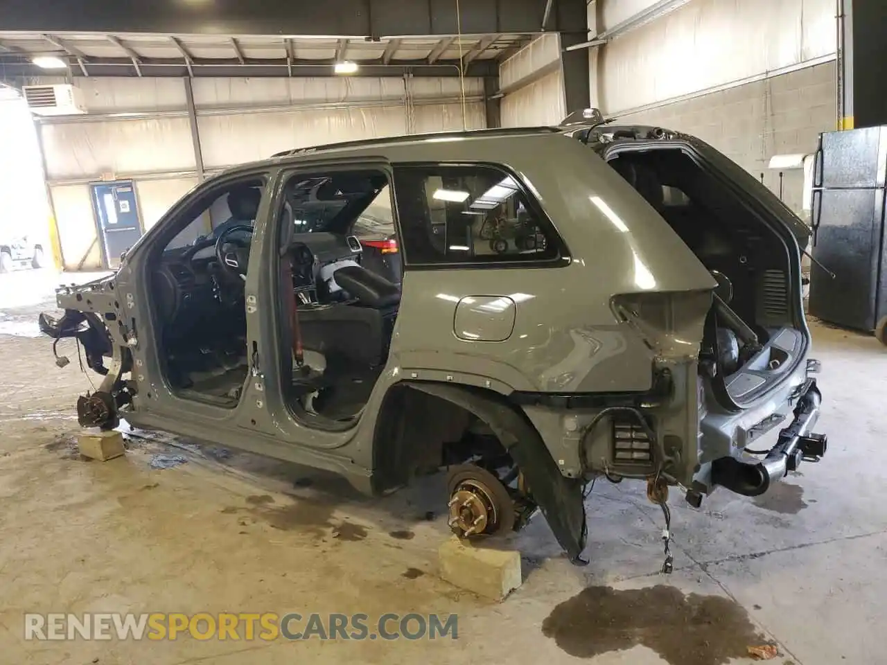 2 Photograph of a damaged car 1C4RJFN97MC757769 JEEP GRAND CHER 2021